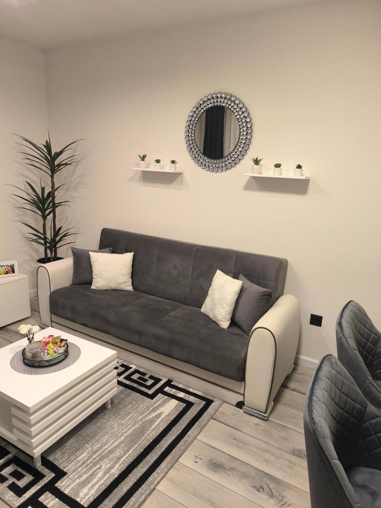 Apartman Rex Svinisce Buitenkant foto